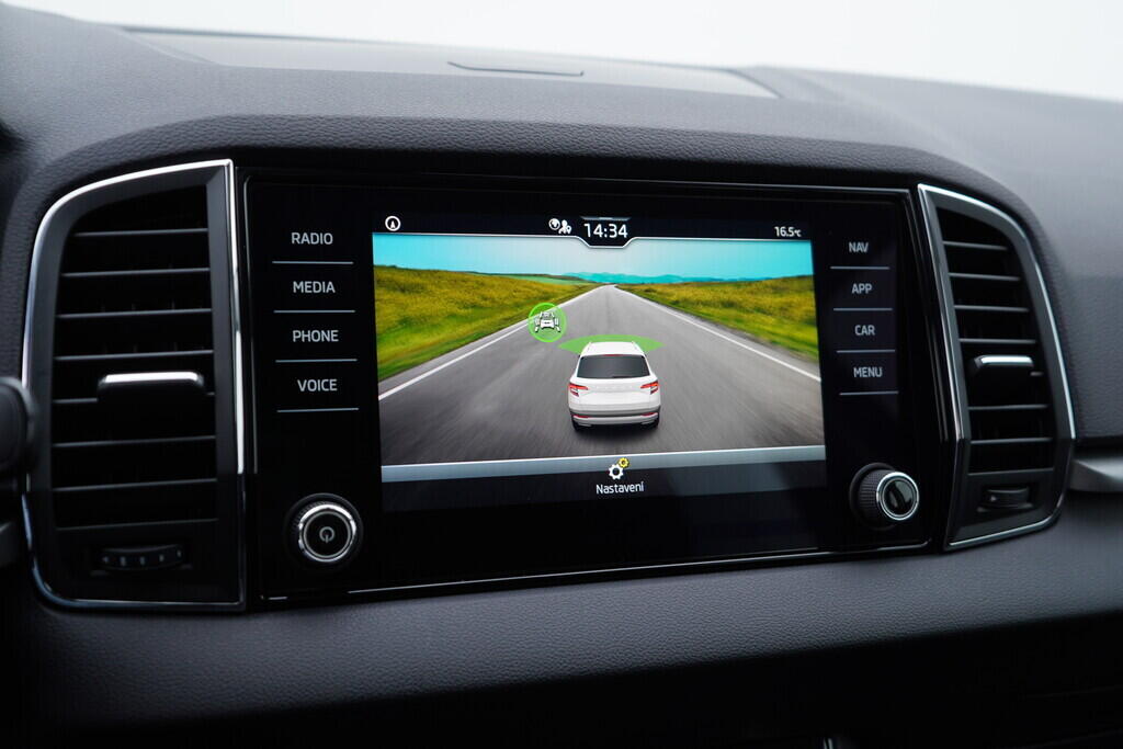 OV190V09277_30.webp_KAROQ Ambition 2.0 TDI 110 kW automat, DPH