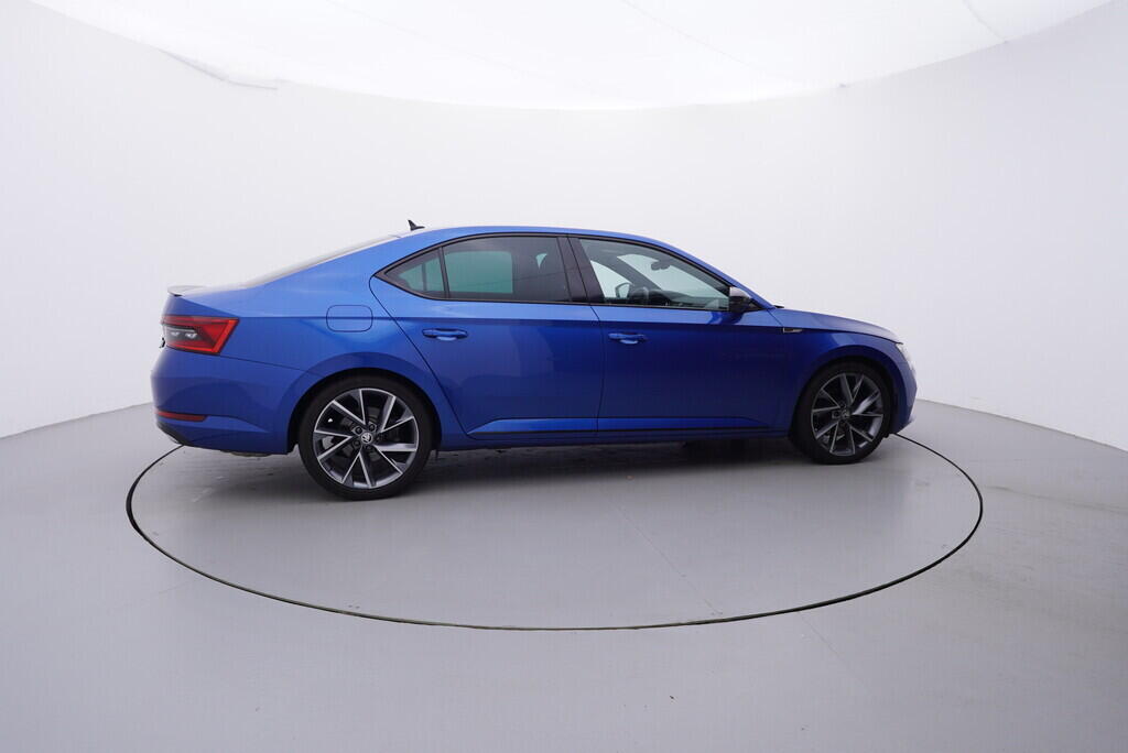 OV190V09281_15.webp_SUPERB SportLine 2.0 TSI 140 kW automat, DPH