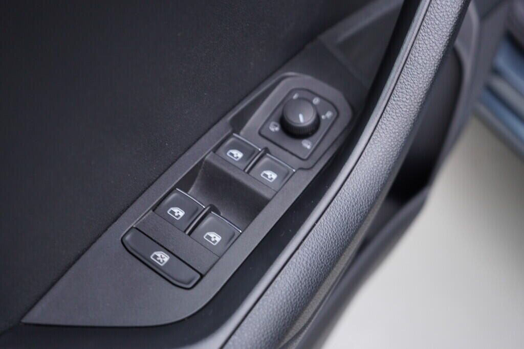 OV190V09284_20.webp_KAROQ Style 1.5 TSI 110 kW automat, DPH