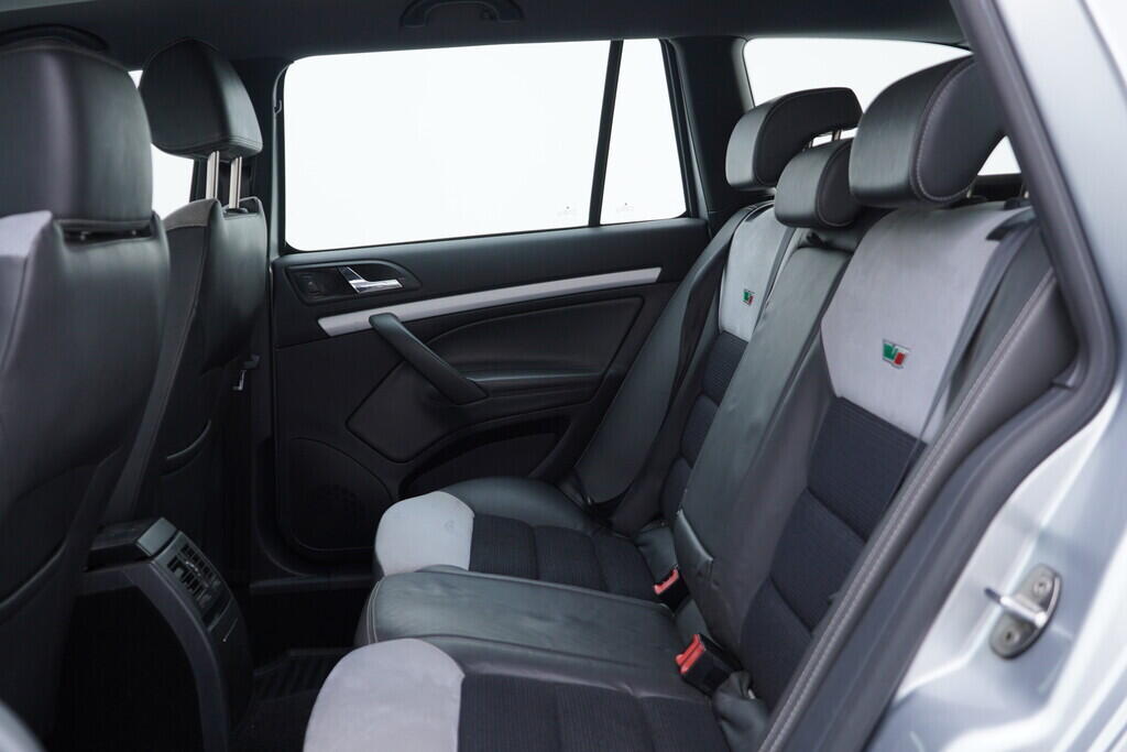 OV190V09286_34.webp_OCTAVIA RS 2.0 TDI 125 kW manuál