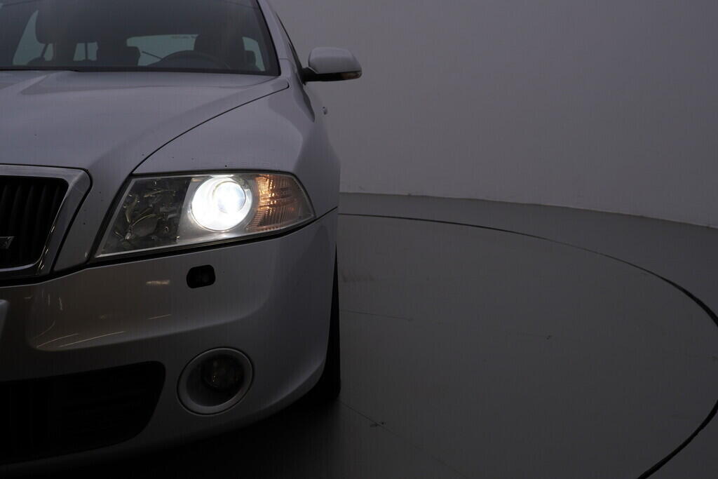 OV190V09286_39.webp_OCTAVIA RS 2.0 TDI 125 kW manuál