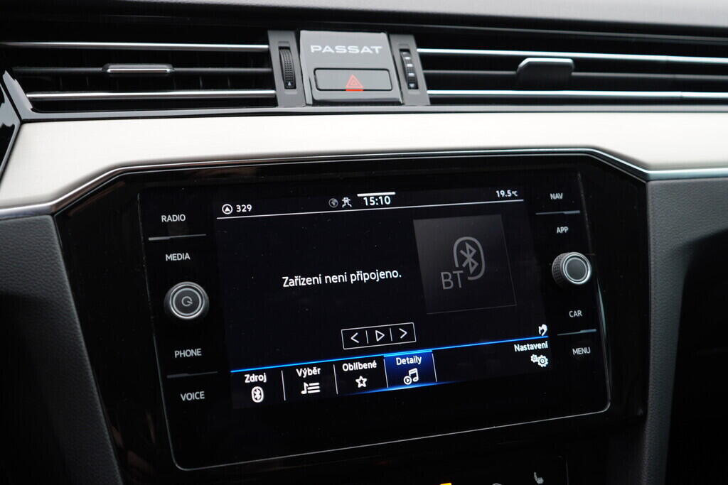 OV190V09291_30.webp_PASSAT VARIANT Elegance  2.0 TDI 110 kW manuál, DPH