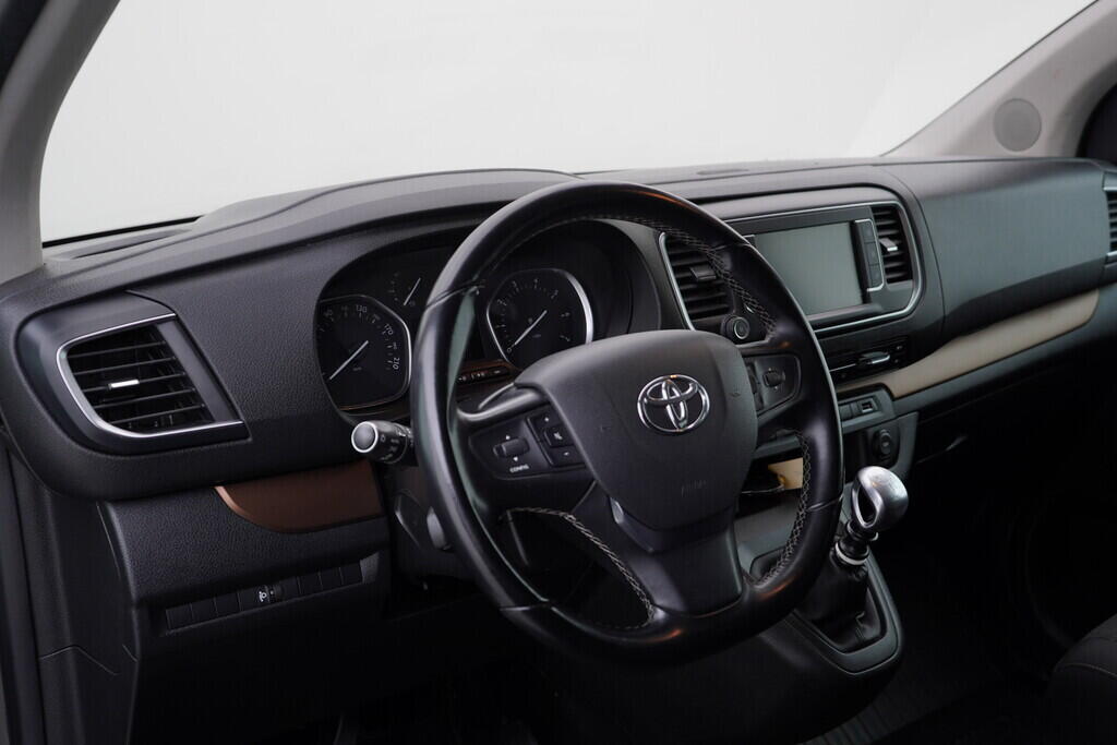 OV190V09293_21.webp_PROACE  2.0  110 kW manuál