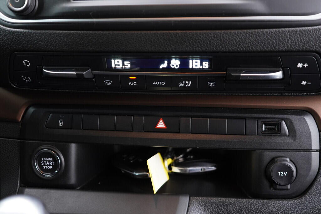 OV190V09293_31.webp_PROACE  2.0  110 kW manuál