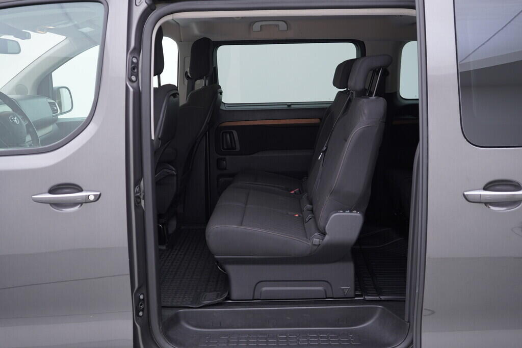 OV190V09293_33.webp_PROACE  2.0  110 kW manuál