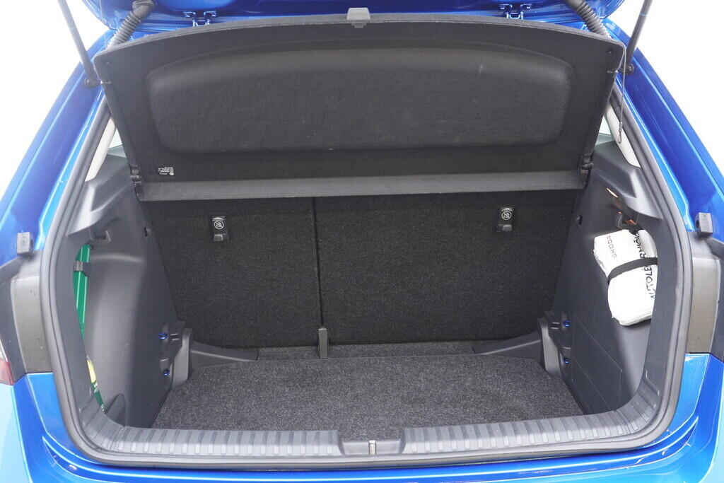 OV190V09296_37.webp_FABIA Top Selection 1.0 TSI 70 kW manuál, DPH