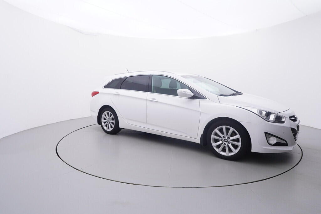 OV190V09298_16.webp_I40  1.7 Crdi 100 kW manuál