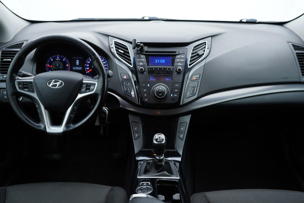 OV190V09298_26.webp_I40  1.7 Crdi 100 kW manuál