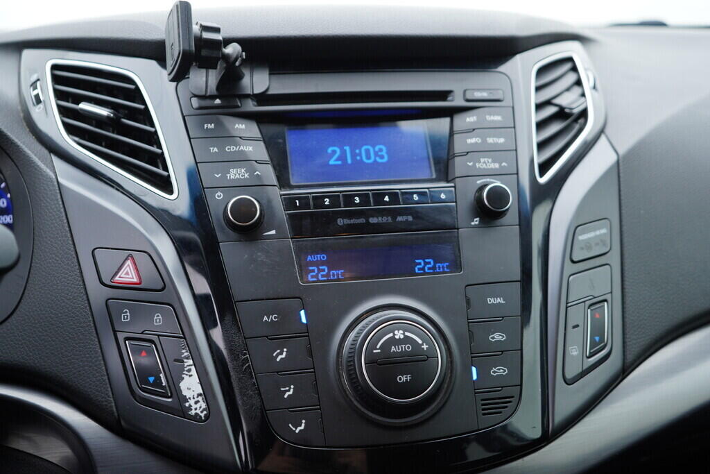 OV190V09298_28.webp_I40  1.7 Crdi 100 kW manuál