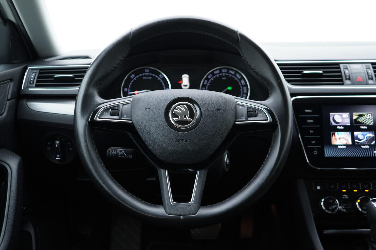 OV190V09306_29.webp_SUPERB Style 2.0 TDI 140 kW automat, DPH