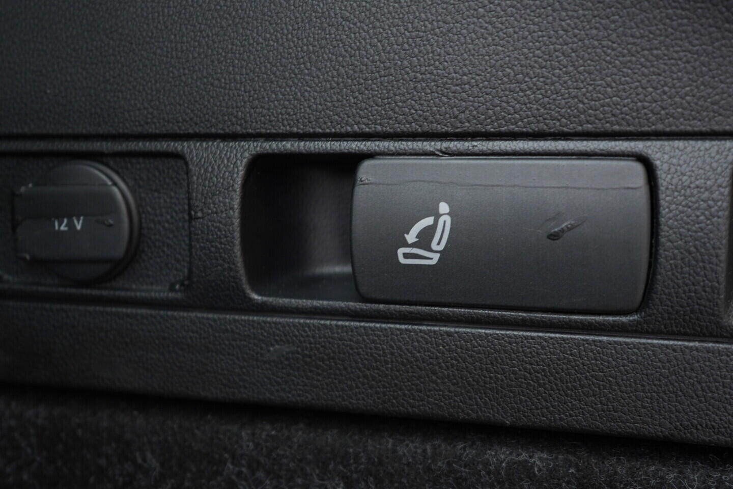 OV190V09306_43.webp_SUPERB Style 2.0 TDI 140 kW automat, DPH