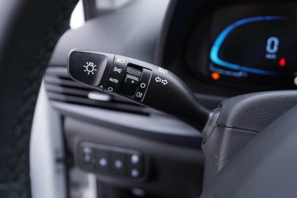 OV190V09307_23.webp_BAYON Smart 1.2 GDi 58 kW manuál, DPH