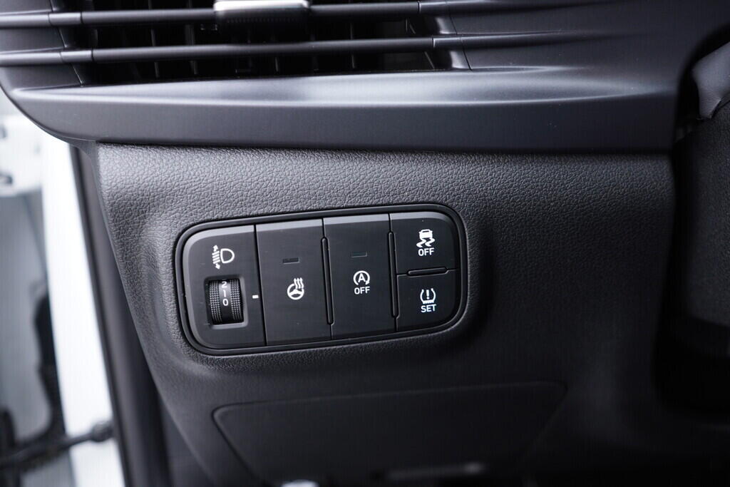 OV190V09307_27.webp_BAYON Smart 1.2 GDi 58 kW manuál, DPH