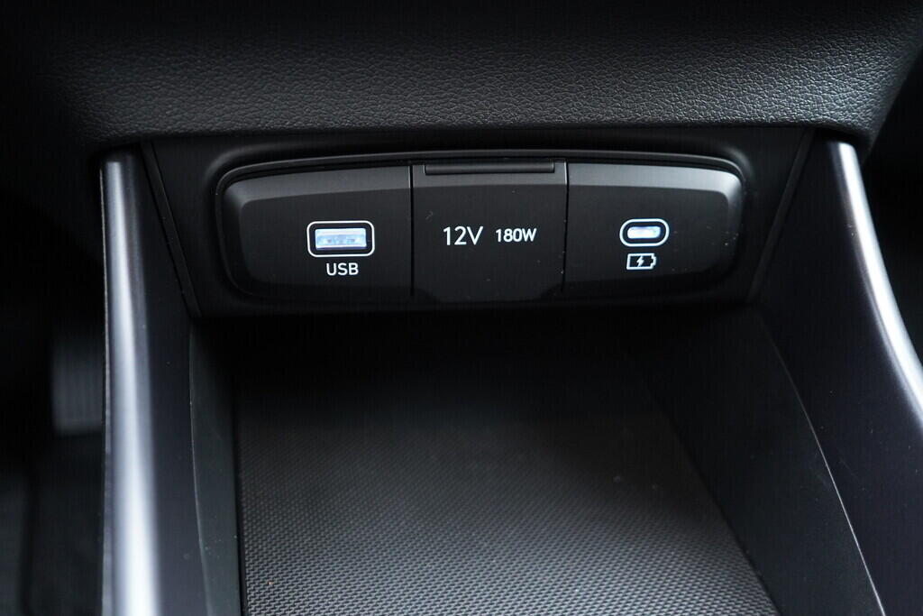 OV190V09307_34.webp_BAYON Smart 1.2 GDi 58 kW manuál, DPH