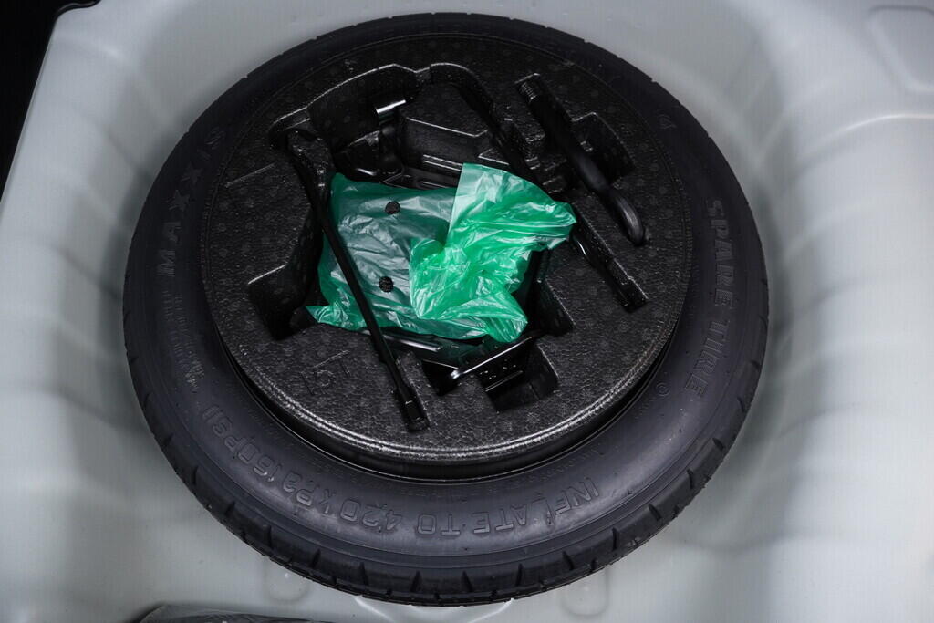 OV190V09307_40.webp_BAYON Smart 1.2 GDi 58 kW manuál, DPH