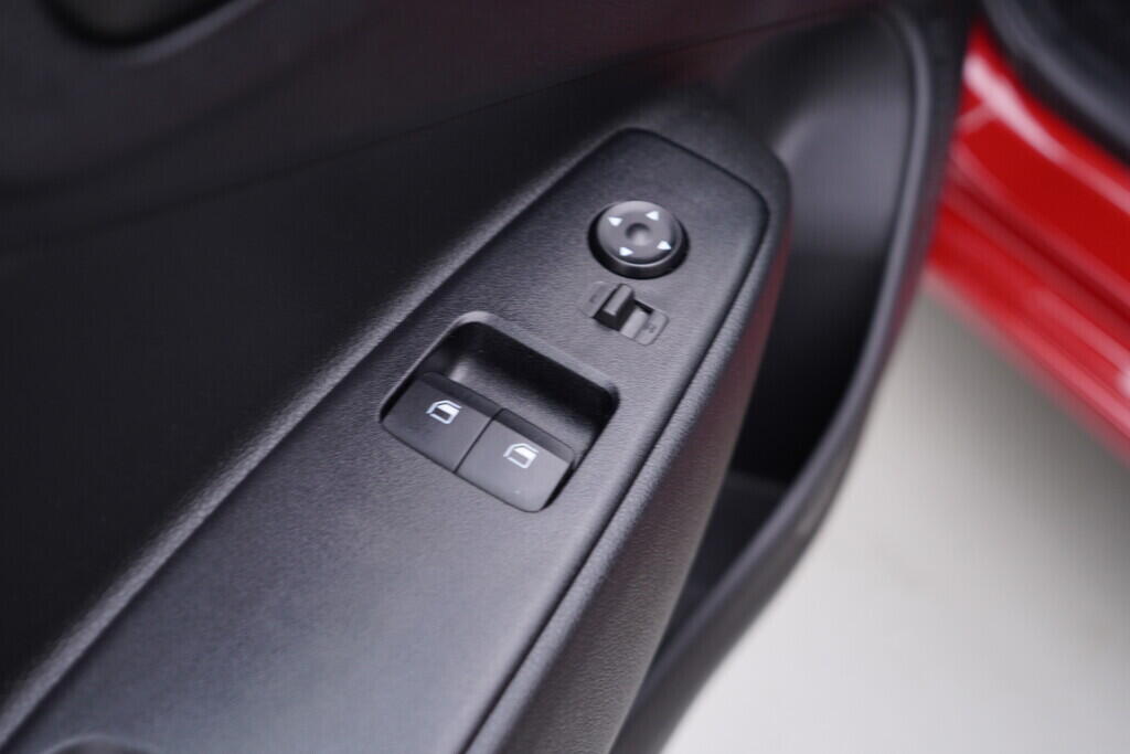 OV190V09308_20.webp_I10  1.0  42 kW automat, DPH