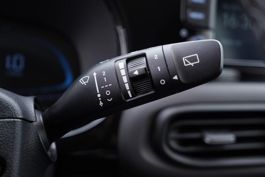 OV190V09308_24.webp_I10  1.0  42 kW automat, DPH