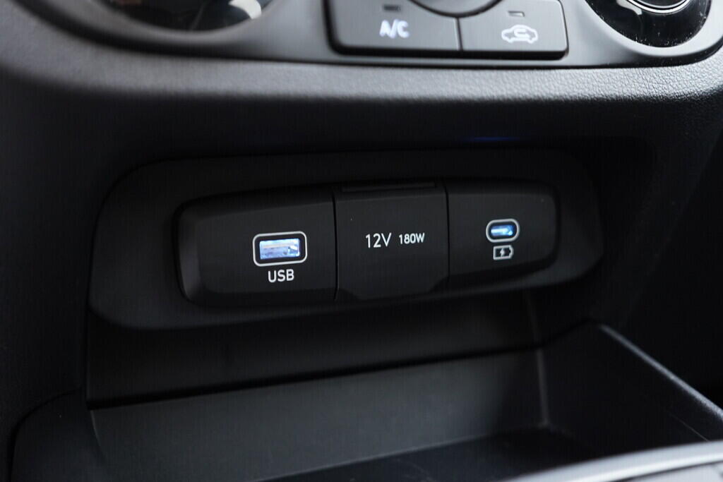 OV190V09308_33.webp_I10  1.0  42 kW automat, DPH