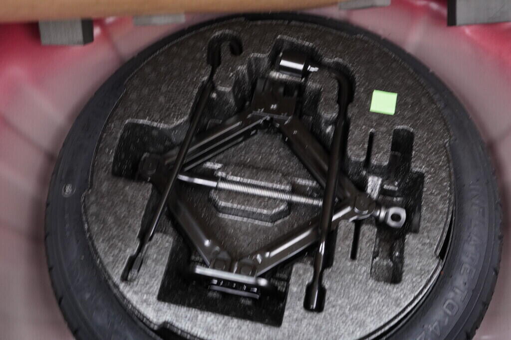 OV190V09308_38.webp_I10  1.0  42 kW automat, DPH