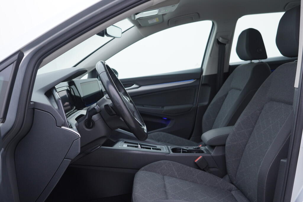 OV190V09309_22.webp_GOLF VARIANT Life 1.0 TSI 81 kW automat, DPH