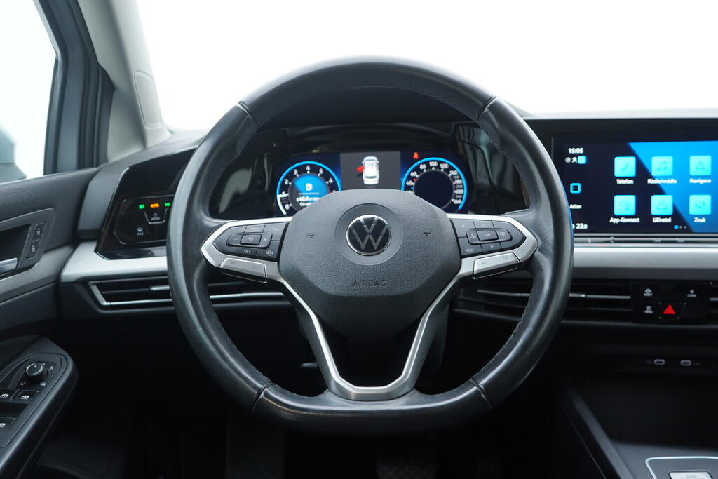 OV190V09309_26.webp_GOLF VARIANT Life 1.0 TSI 81 kW automat, DPH