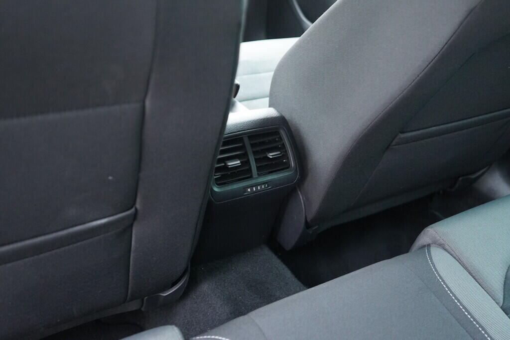 OV190V09310_35.webp_GOLF Highline 2.0 TDI 110 kW automat