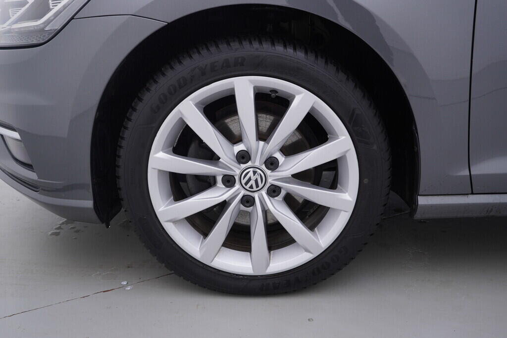 OV190V09310_39.webp_GOLF Highline 2.0 TDI 110 kW automat