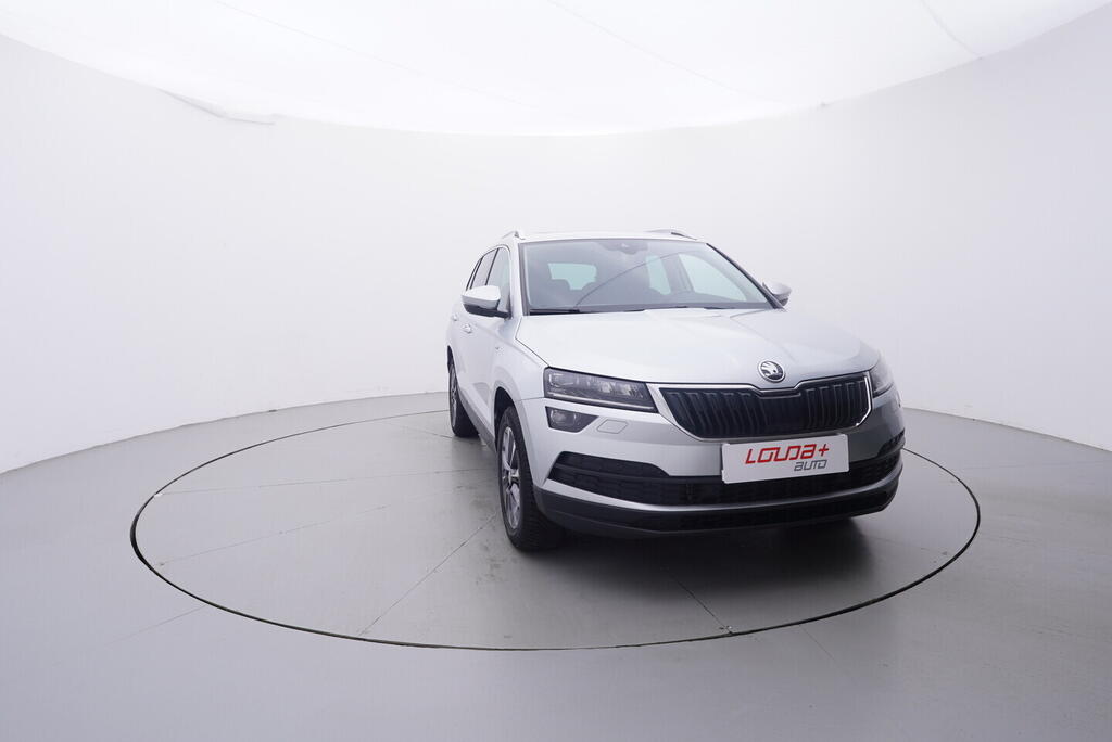 OV190V09313_17.webp_KAROQ Drive 2.0 TDI 110 kW automat