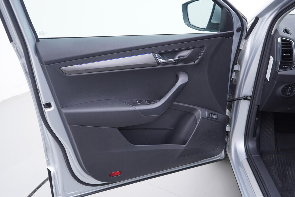 OV190V09313_19.webp_KAROQ Drive 2.0 TDI 110 kW automat