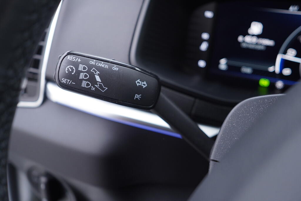 OV190V09313_23.webp_KAROQ Drive 2.0 TDI 110 kW automat