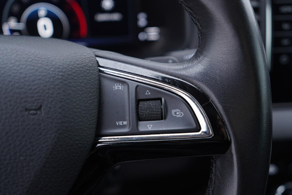 OV190V09313_26.webp_KAROQ Drive 2.0 TDI 110 kW automat