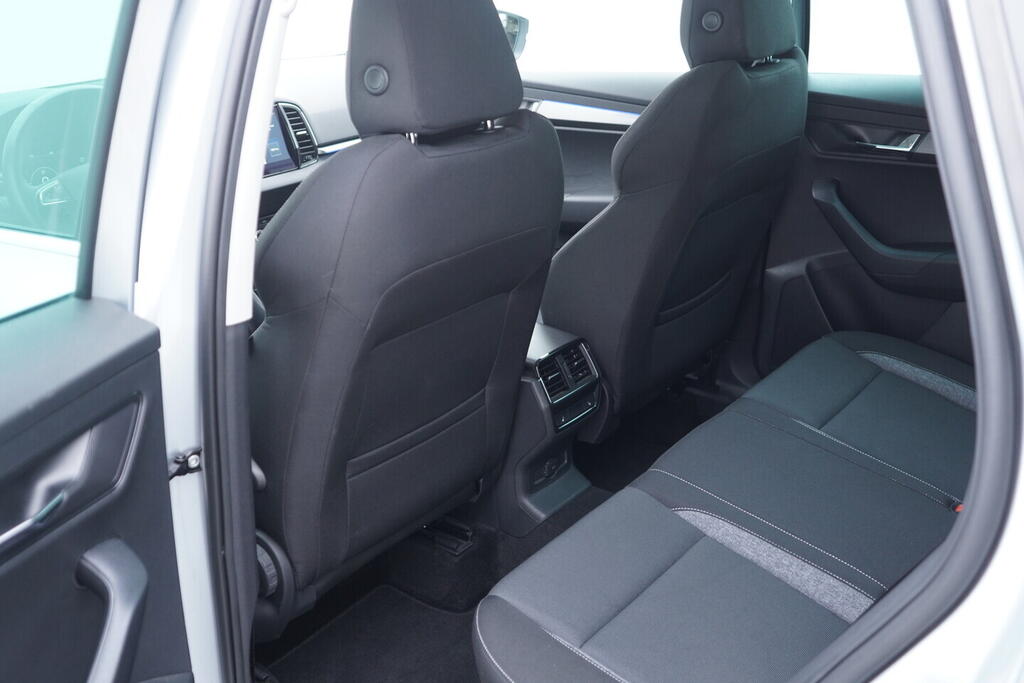 OV190V09313_34.webp_KAROQ Drive 2.0 TDI 110 kW automat