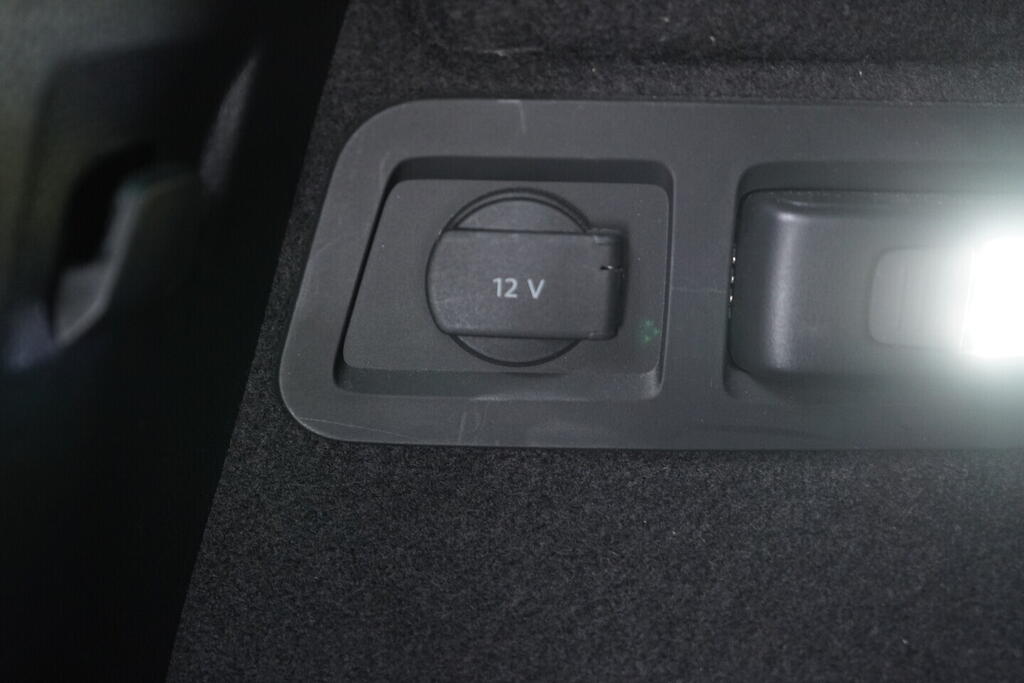 OV190V09313_38.webp_KAROQ Drive 2.0 TDI 110 kW automat