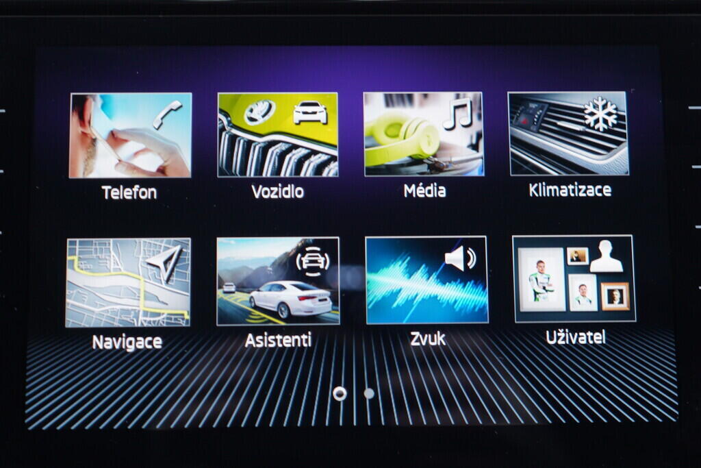 OV190V09314_27.webp_KAROQ Style 1.5 TSI 110 kW automat, DPH