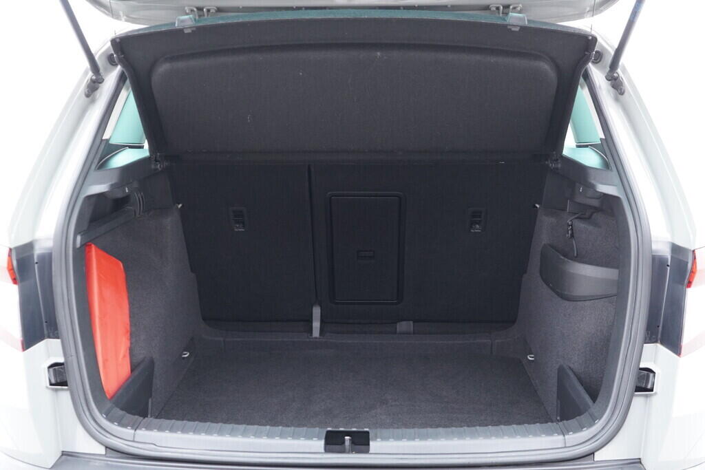 OV190V09314_38.webp_KAROQ Style 1.5 TSI 110 kW automat, DPH