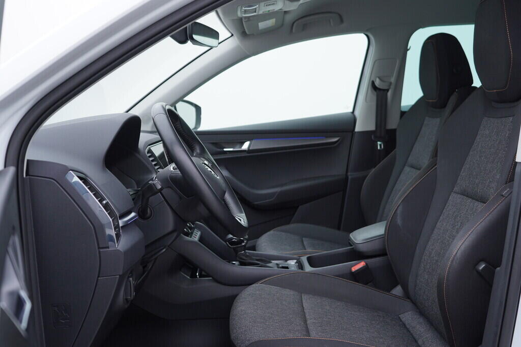 OV190V09318_22.webp_KAROQ Style 1.5 TSI 110 kW automat, DPH