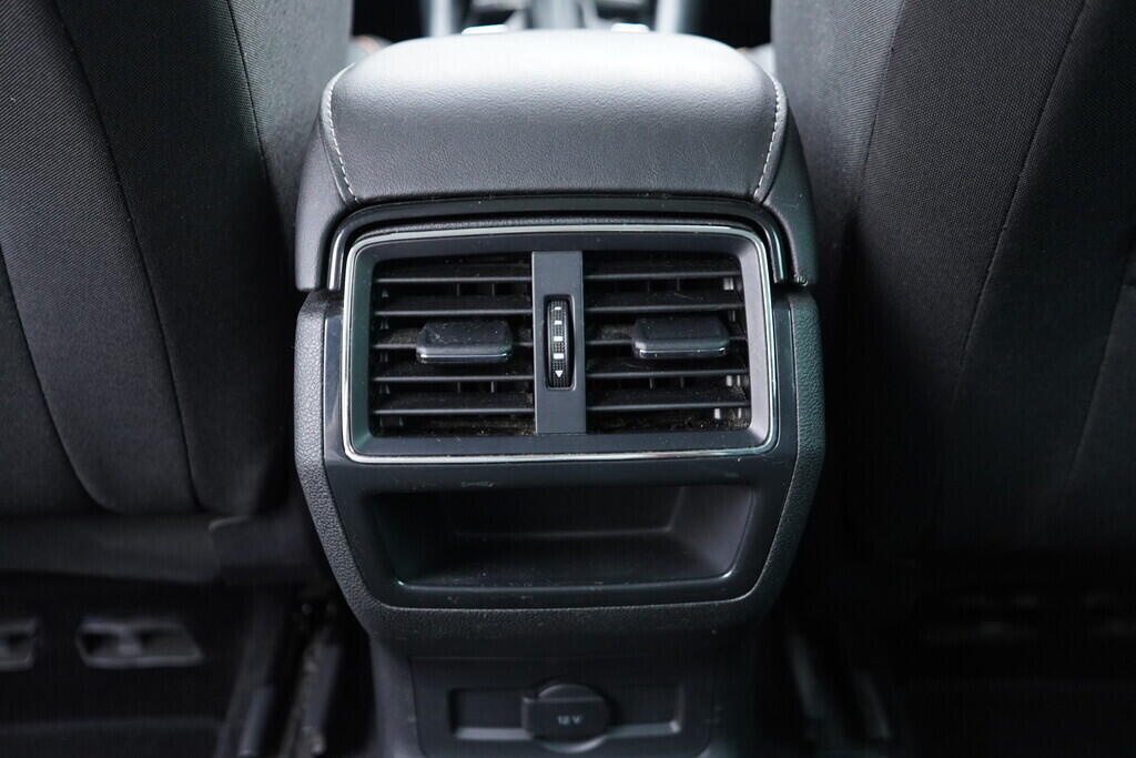 OV190V09318_35.webp_KAROQ Style 1.5 TSI 110 kW automat, DPH