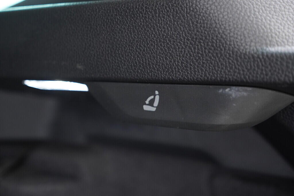 OV190V09318_38.webp_KAROQ Style 1.5 TSI 110 kW automat, DPH