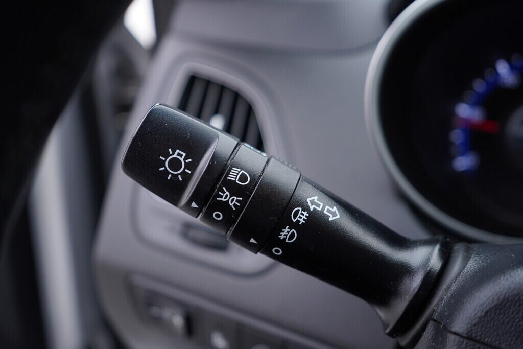 OV190V09319_23.webp_IX35  2.0 Crdi 100 kW manuál