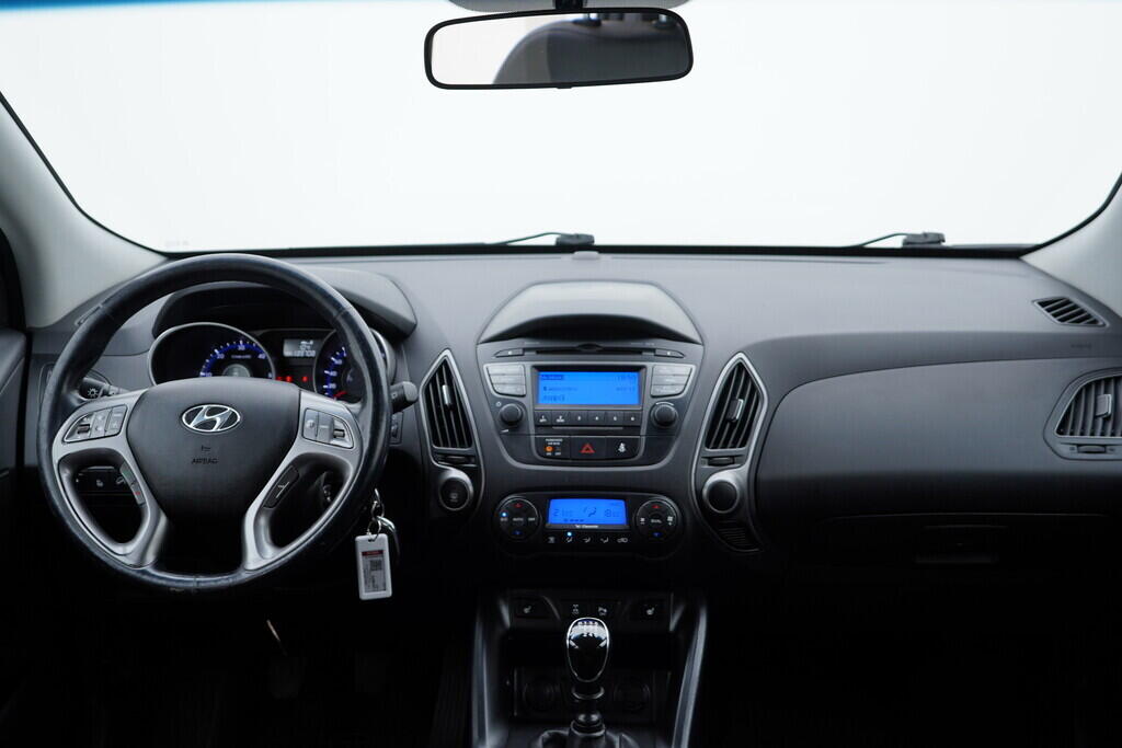 OV190V09319_25.webp_IX35  2.0 Crdi 100 kW manuál