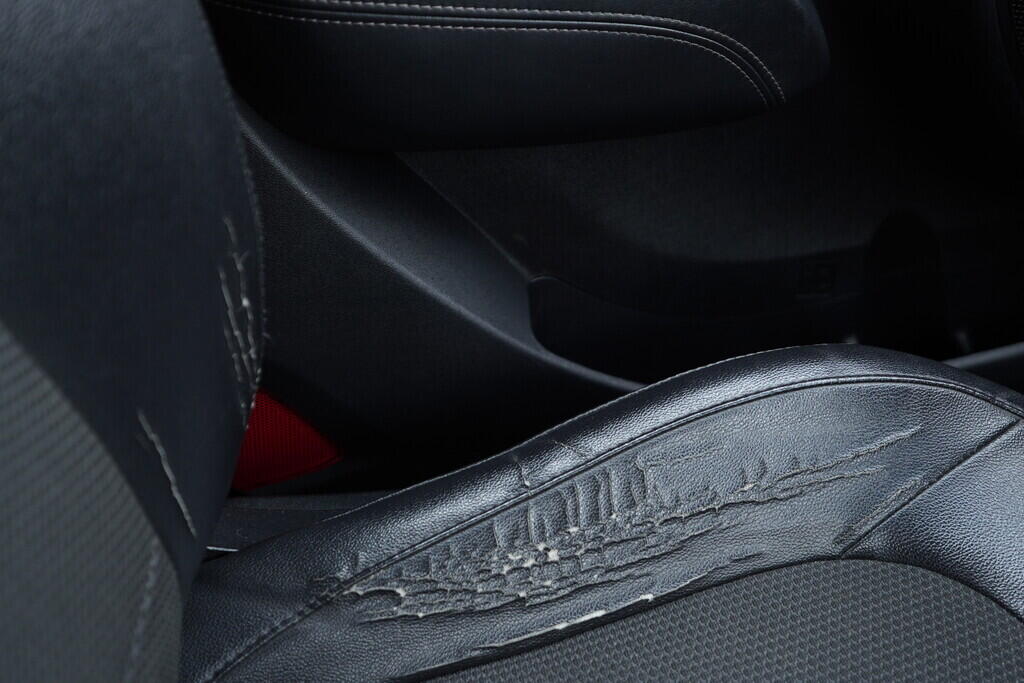 OV190V09319_31.webp_IX35  2.0 Crdi 100 kW manuál