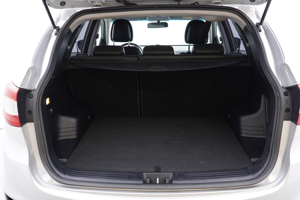 OV190V09319_34.webp_IX35  2.0 Crdi 100 kW manuál