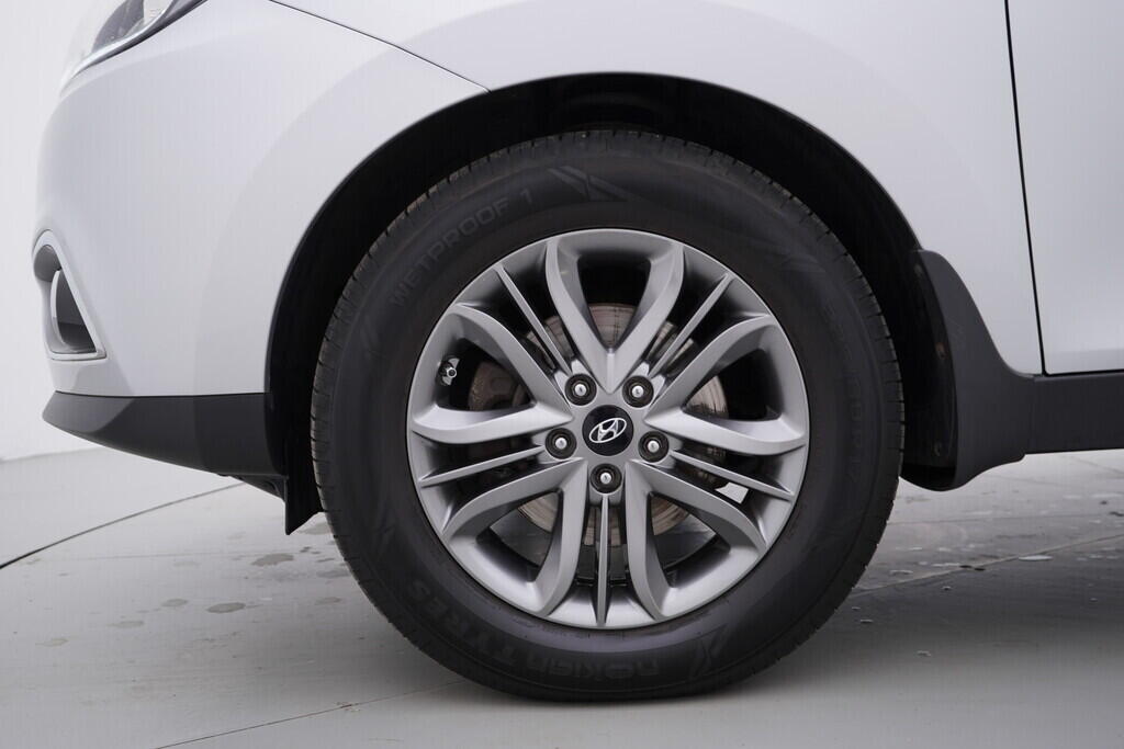 OV190V09319_35.webp_IX35  2.0 Crdi 100 kW manuál