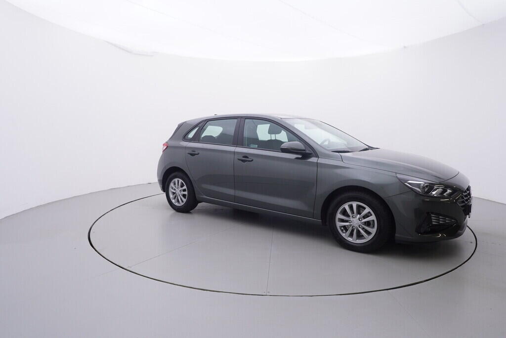 OV190V09320_16.webp_OSTATNÍ Comfort 1.0 T-GDi 88 kW manuál, DPH