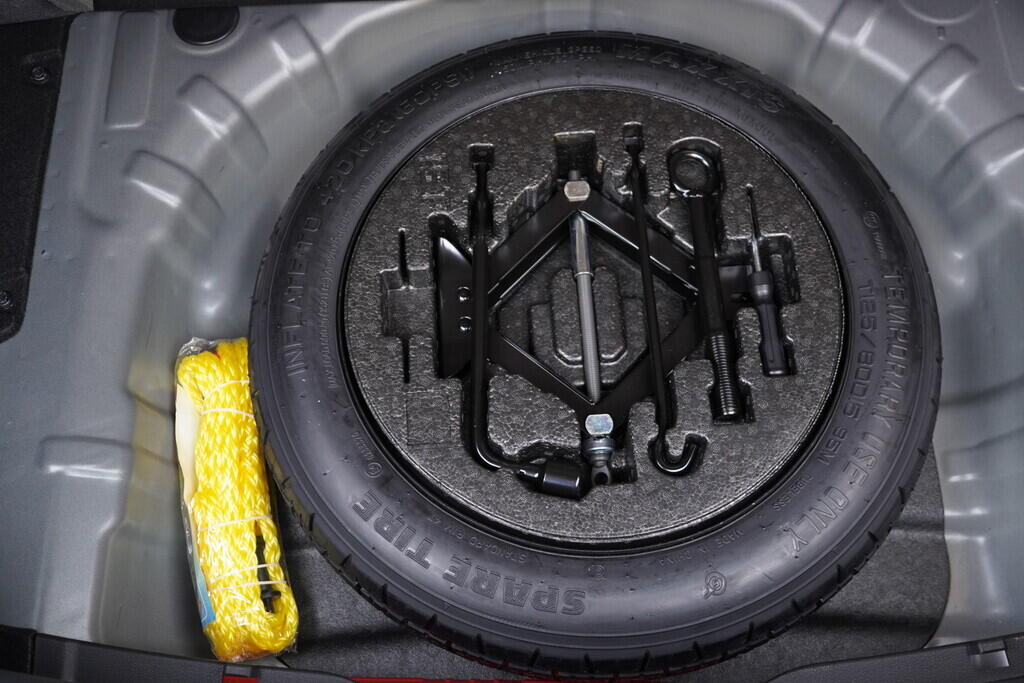 OV190V09320_40.webp_OSTATNÍ Comfort 1.0 T-GDi 88 kW manuál, DPH