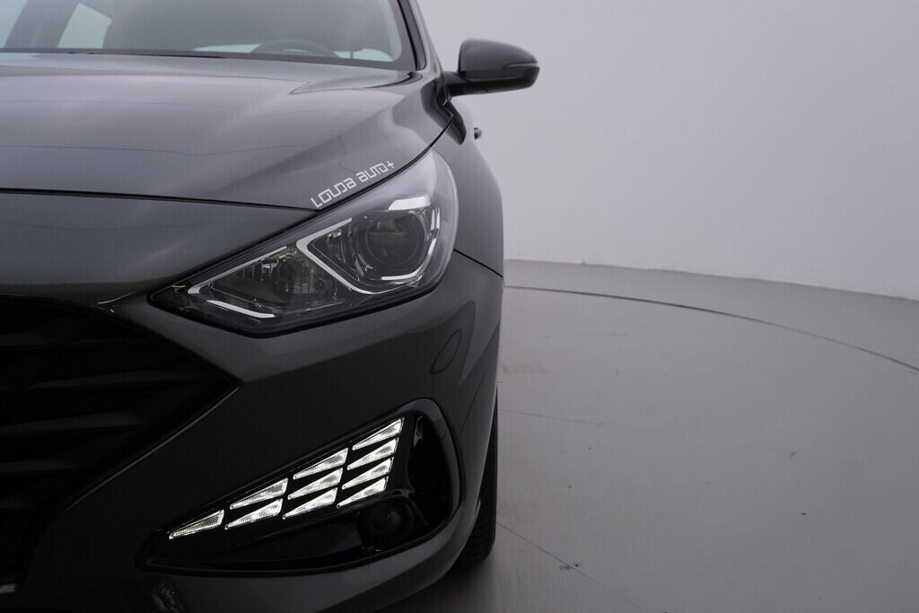 OV190V09320_42.webp_OSTATNÍ Comfort 1.0 T-GDi 88 kW manuál, DPH