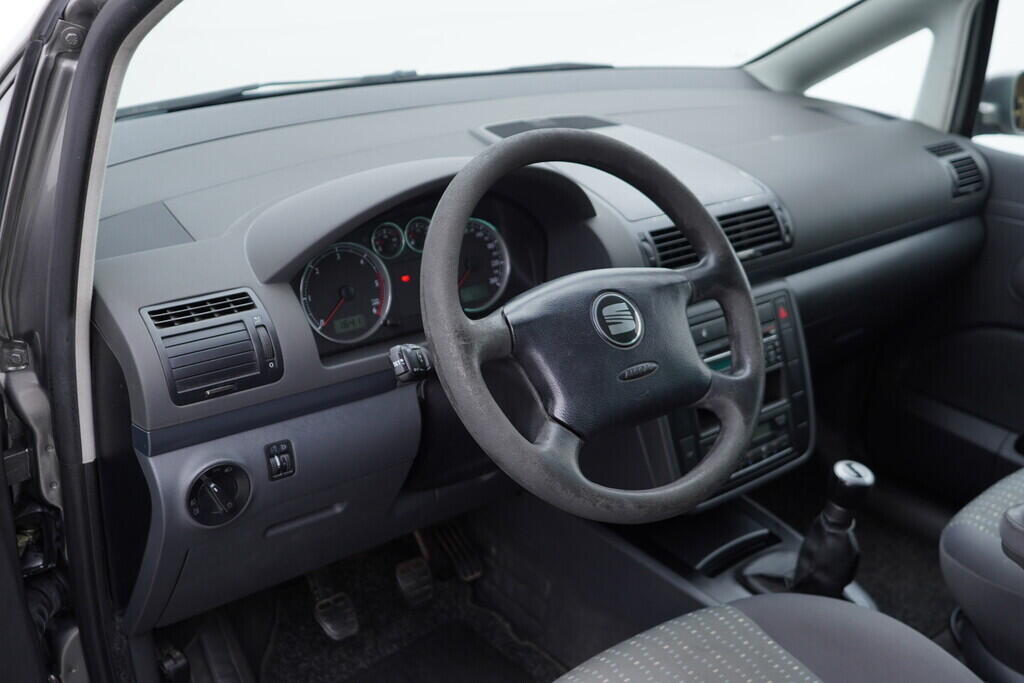 OV190V09321_21.webp_ALHAMBRA  1.9 TDI 85 kW manuál