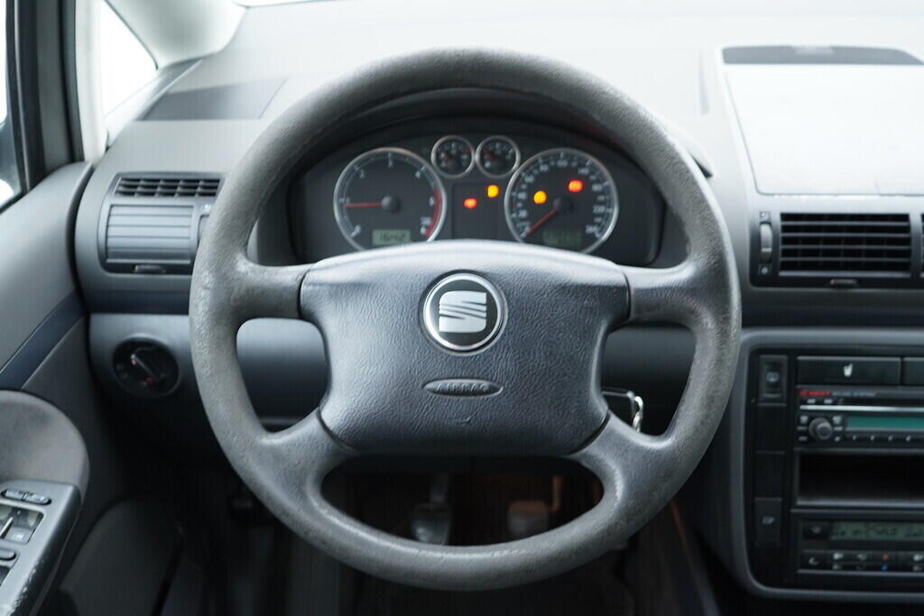 OV190V09321_26.webp_ALHAMBRA  1.9 TDI 85 kW manuál