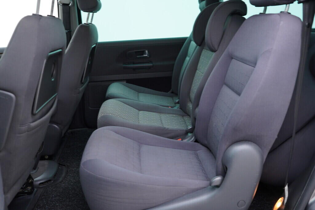 OV190V09321_31.webp_ALHAMBRA  1.9 TDI 85 kW manuál