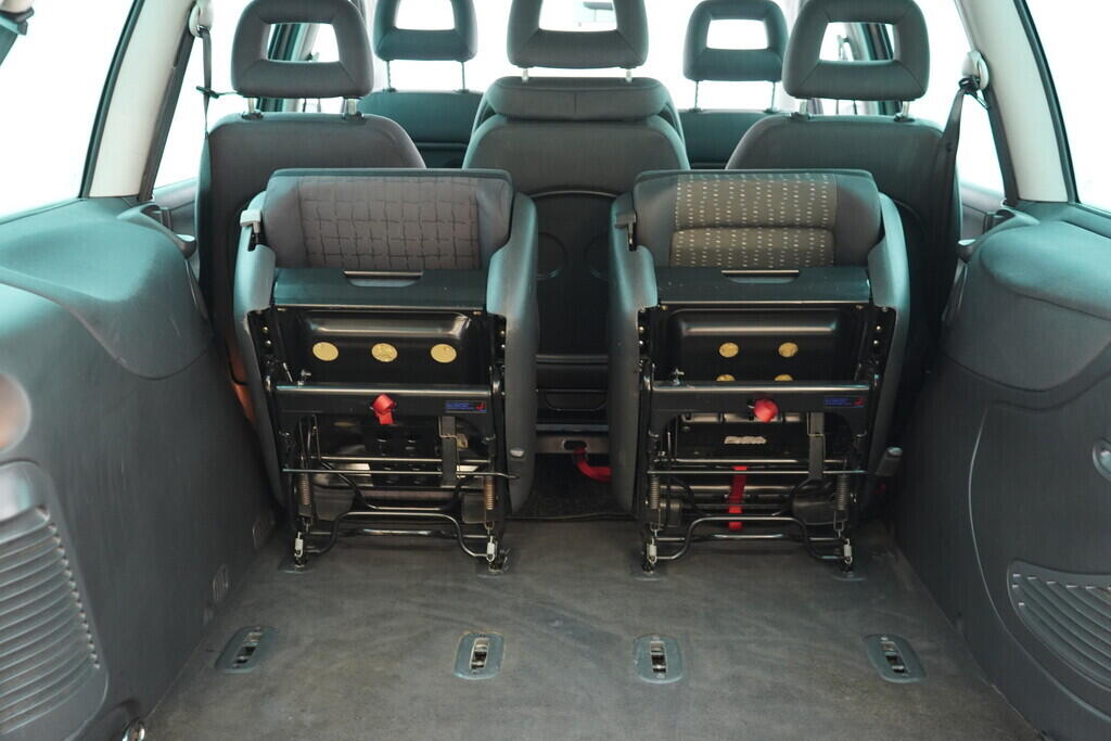 OV190V09321_32.webp_ALHAMBRA  1.9 TDI 85 kW manuál